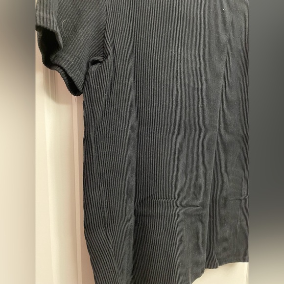 Zara - Ribbed t-shirt - Picture 2 of 3